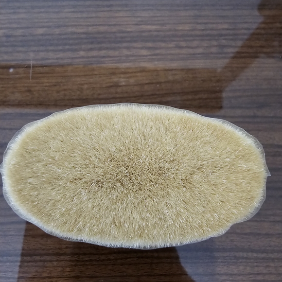 MAC 179 Body Buffer Makeup Brush - Picture 2 of 3